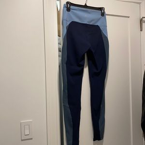 Lululemon size 8 leggings